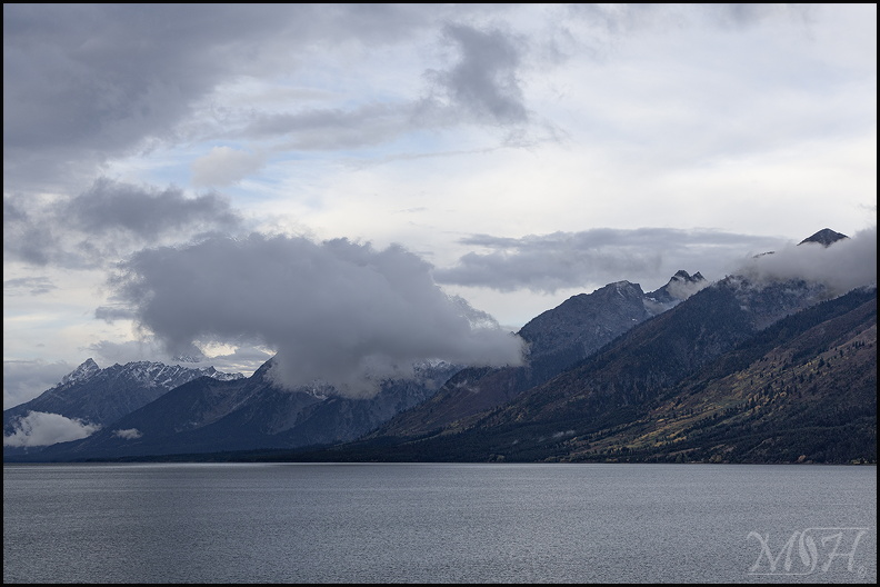 R6MH8604_Grand Tetons Mountains and Lake.jpg